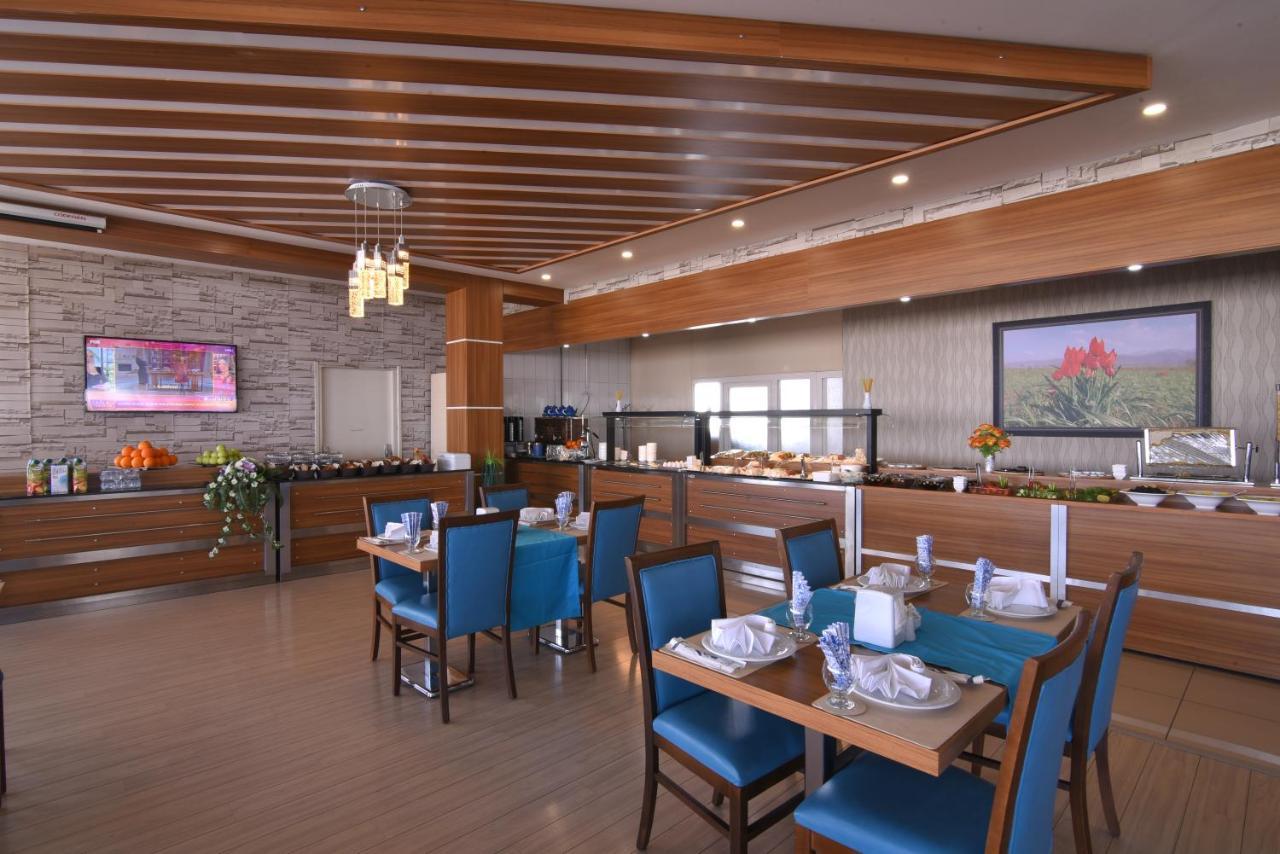 Mus Grand Hotel Luaran gambar