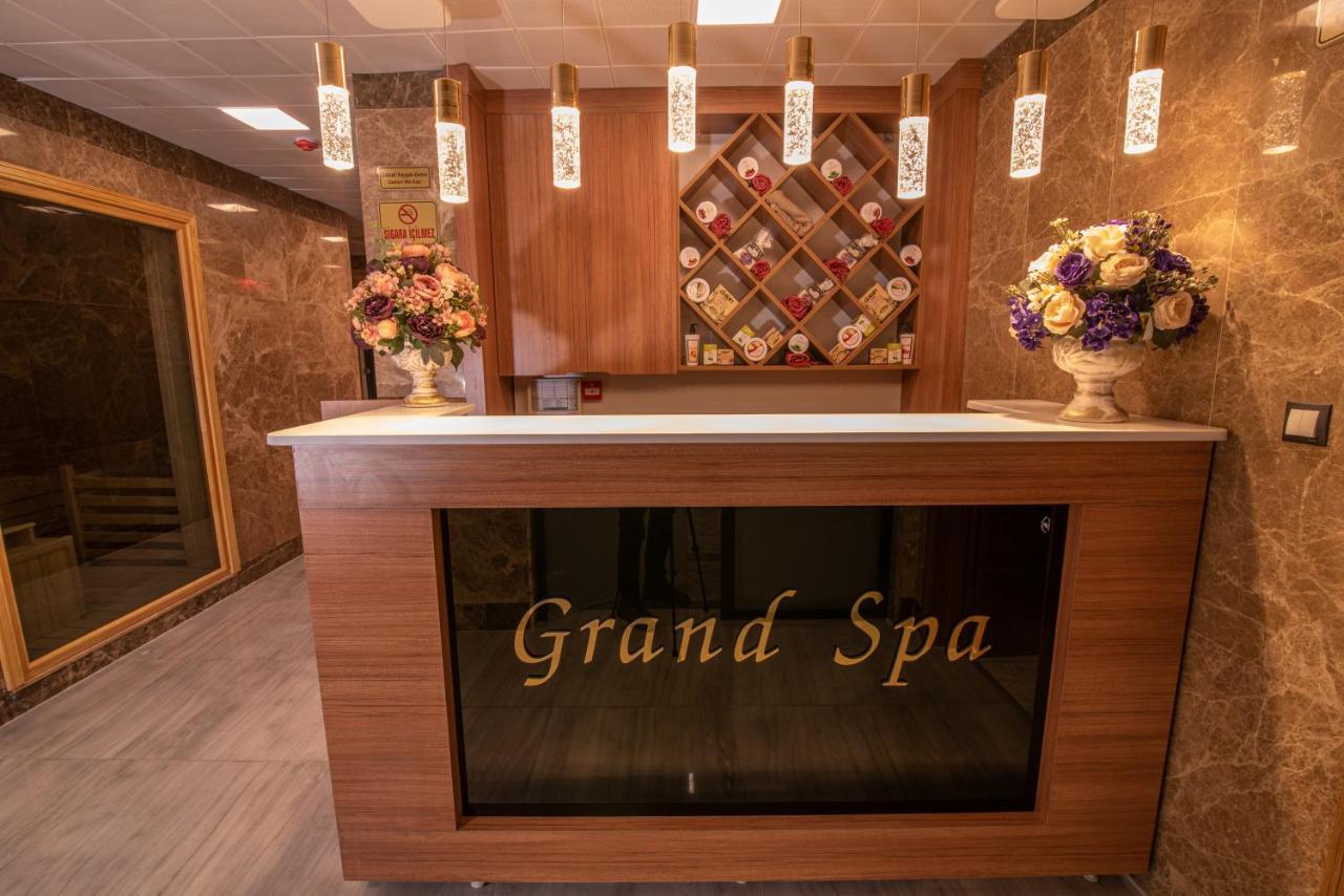Mus Grand Hotel Luaran gambar